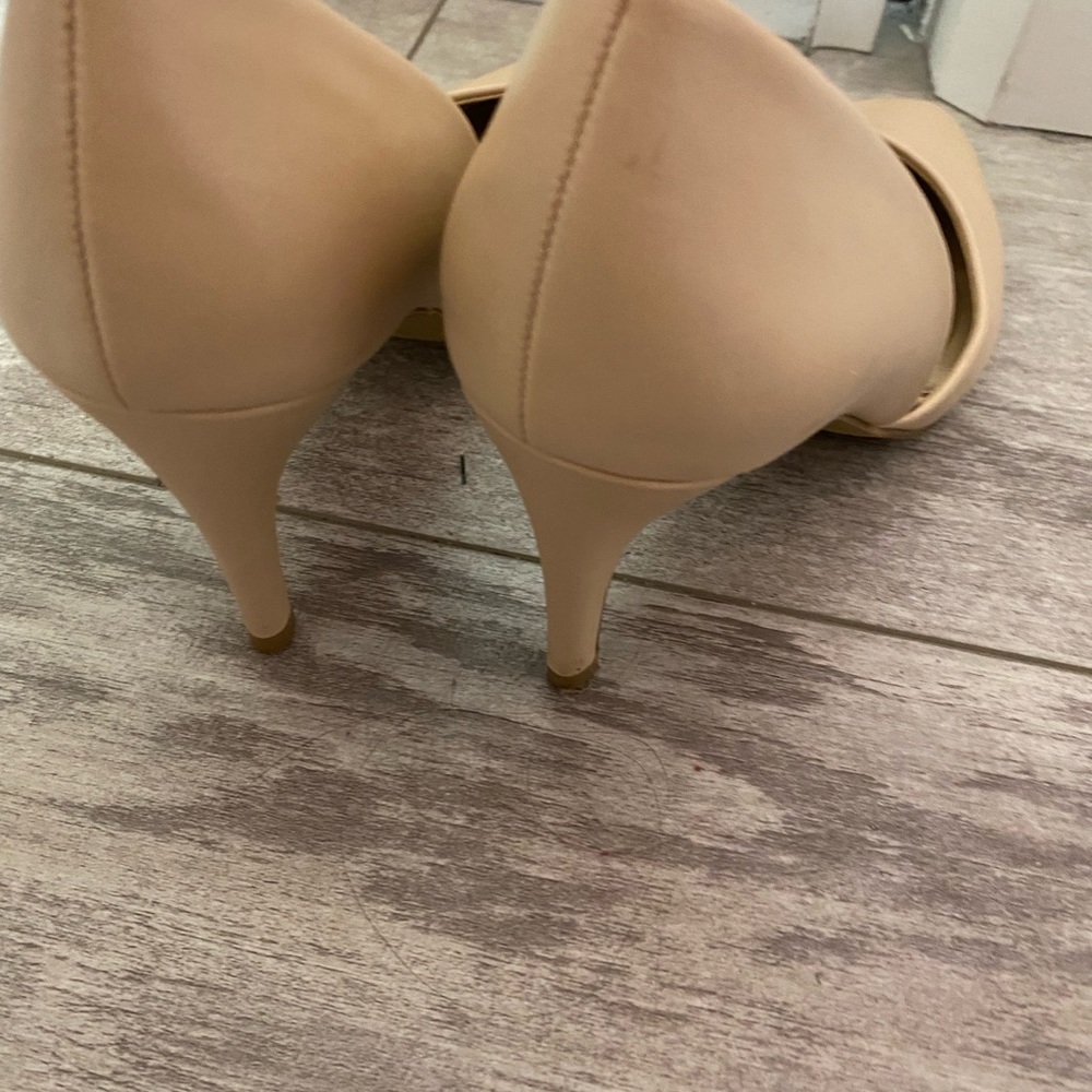 Nude heels - Picture 4 of 5